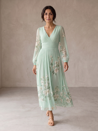 Cisella | Light Green Floral Midi Dress