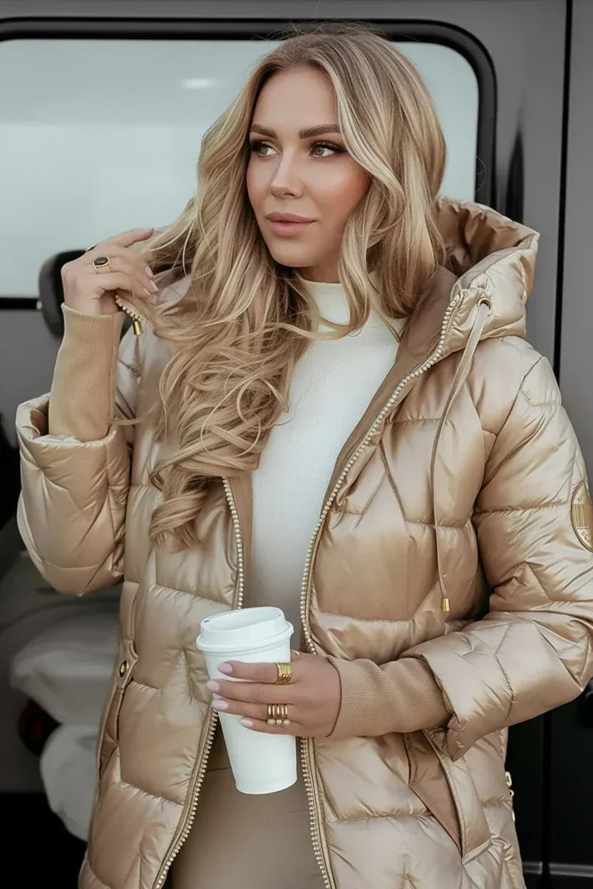 Cristelle™ | Light, quilted coat with a hood