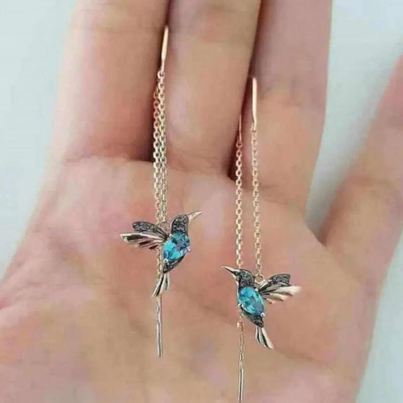 Amalia - Wire Earrings with Hummingbird in Gold and Crystals